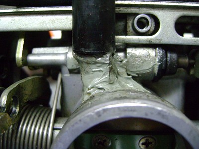 epoxy_putty_in_carburettor.JPG